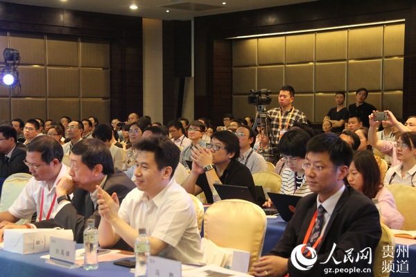 圖為數(shù)據(jù)開放與隱私保護(hù)分論壇現(xiàn)場。王欽攝。