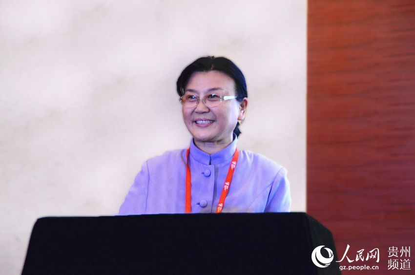 圖為全國政協(xié)委員、全國政協(xié)提案委員會委員、人民網(wǎng)董事長、人民日報社原副總編馬利現(xiàn)場致辭