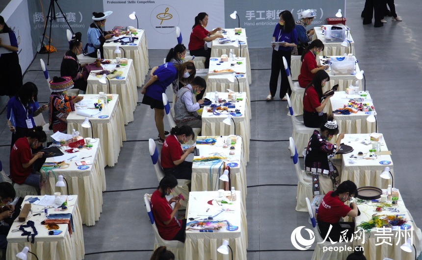 大賽貴陽職業(yè)技術(shù)學(xué)院賽區(qū)現(xiàn)場。人民網(wǎng) 龍章榆攝