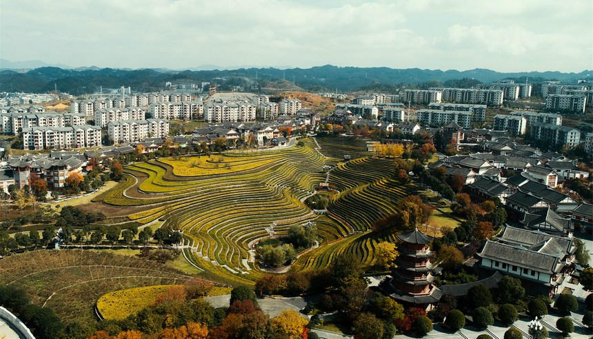 11月1日，大方縣奢香古鎮(zhèn)全景航拍。周訓(xùn)貴攝
