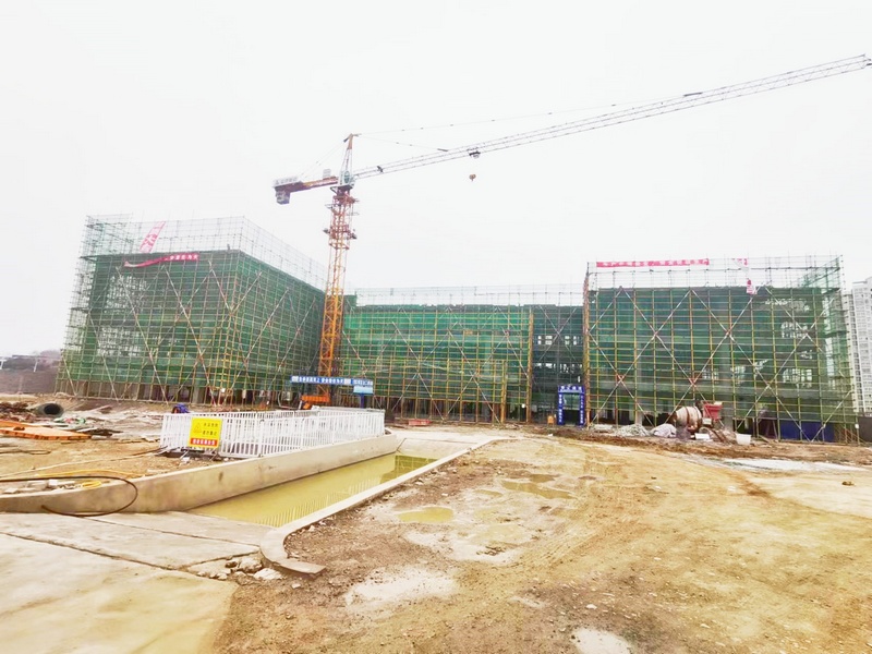 圖為正在施工中的修文八幼。.jpg