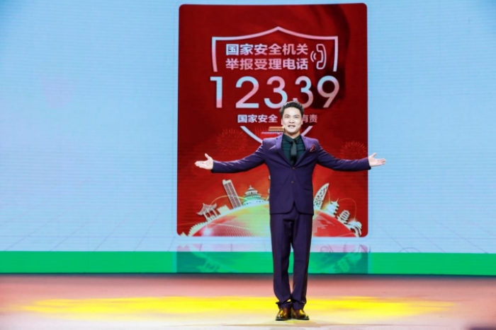 選手宣講。
