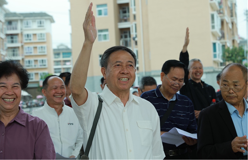 知識(shí)搶答比賽。