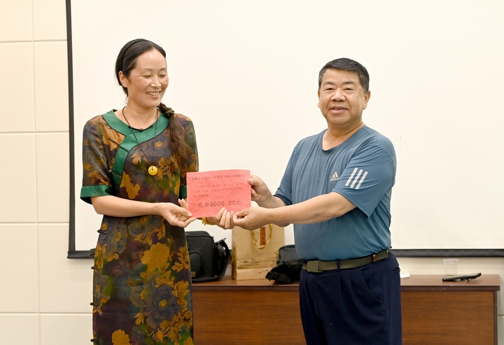 儀式現(xiàn)場(chǎng)。