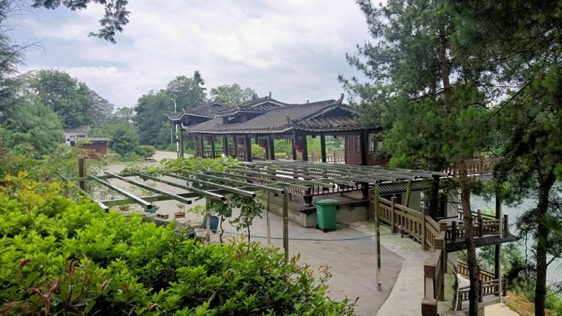 陸豐湖生態(tài)園茶園避暑山莊 姜繼恒 攝.jpeg