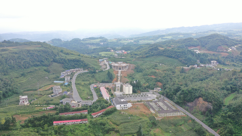 8月30日，赫章縣哲莊壩烏蒙山回旋戰(zhàn)長征文化公園（航拍圖）。謝永奇攝