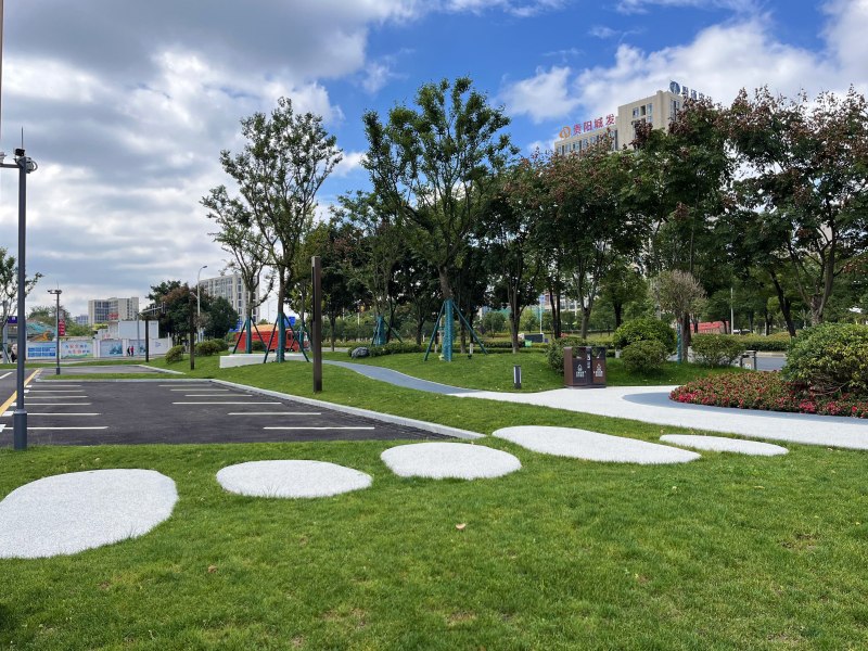 4、知宇“口袋公園”一角。.jpg