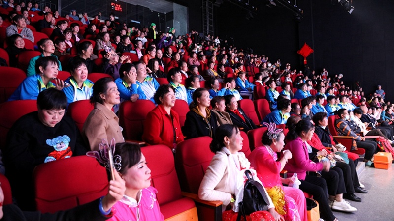演出現(xiàn)場(chǎng)。伍維玉攝