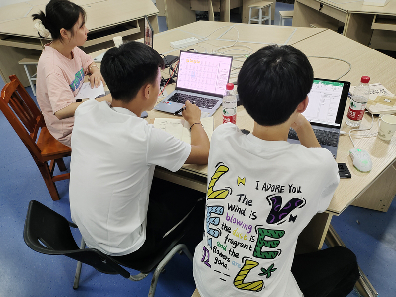 3貴州交通職業(yè)技術學院團隊培訓參賽場景。貴州交通職業(yè)技術學院供圖