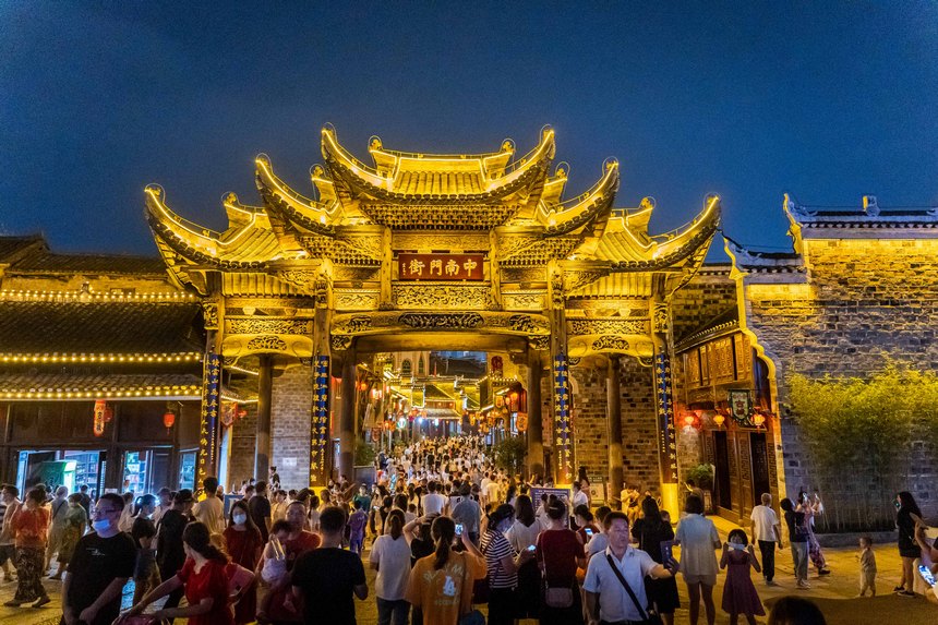 中南門景區(qū)。 彭俊攝