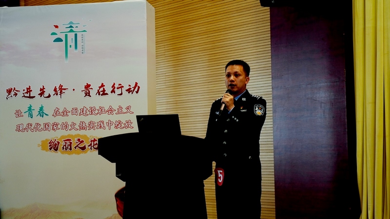 (1)選手在激情演講.jpg