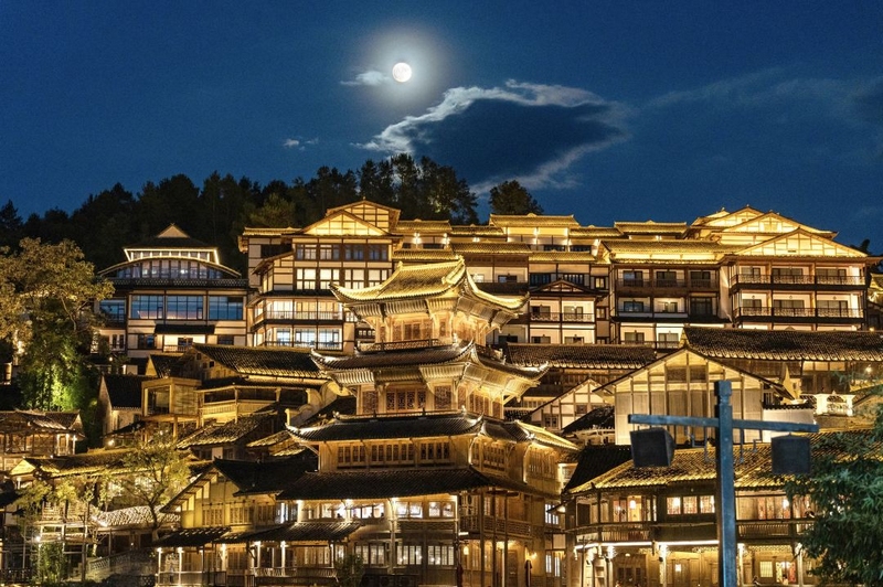 烏江寨夜景。