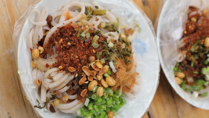 美食——江龍蕎涼粉。