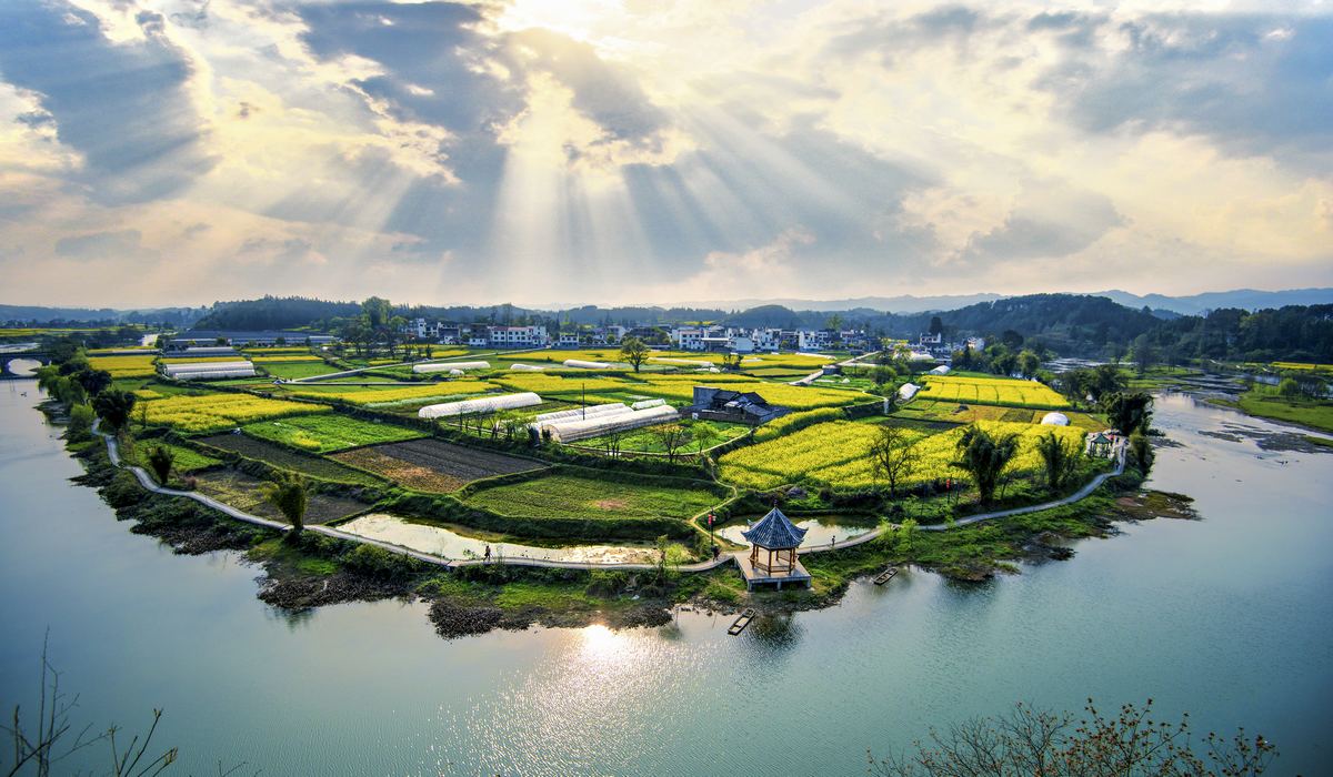 黔東南州錦屏縣敦寨鎮(zhèn)雷屯春色勝江南