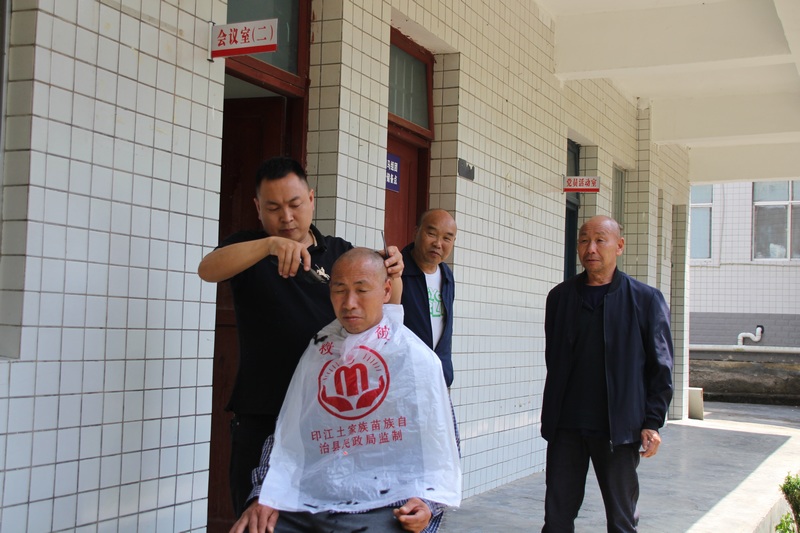 印江駟馬村留守老人有了“幸福家園”。梅亞軍攝