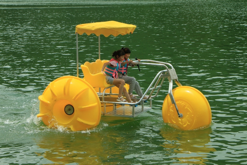 水上單車。陳祺攝