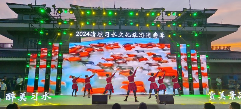 2、文藝表演。.jpg