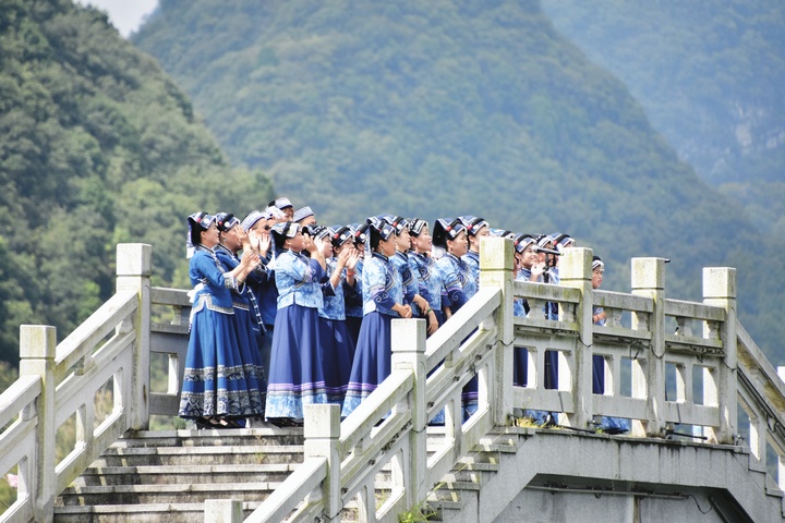 鼓揚鎮(zhèn)。羅揚華攝