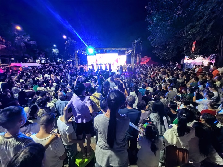 音樂會(huì)現(xiàn)場。