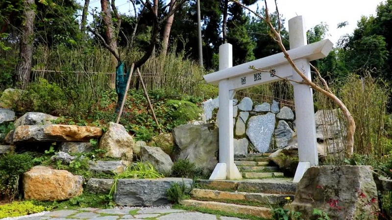 3、“喬松園”山門(mén).jpg
