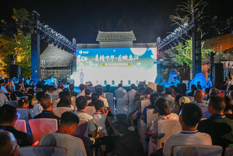 慰問演出現(xiàn)場。