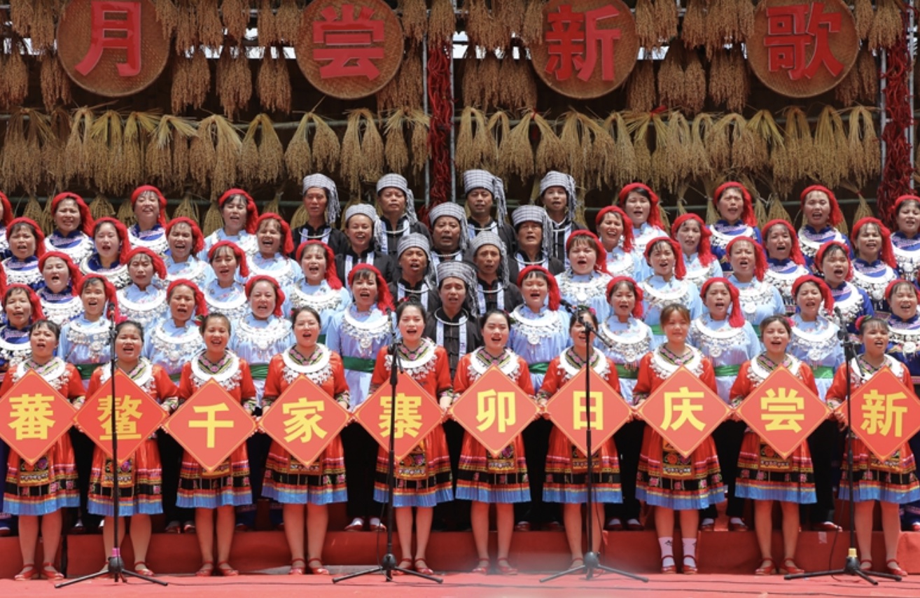 民歌上舞臺。