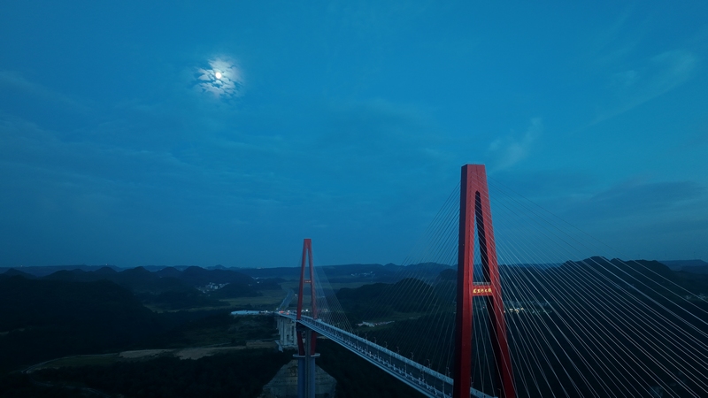 3龍里河大橋夜景.JPG