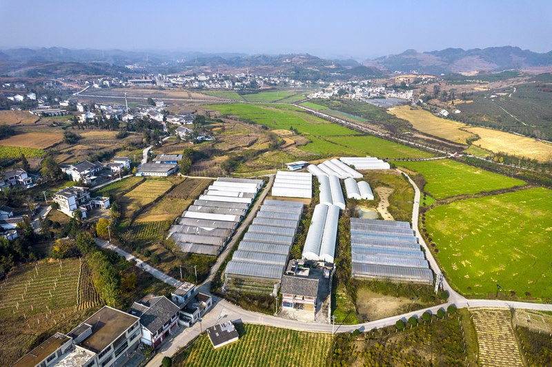 貴州省黔西市林泉鎮(zhèn)海子社區(qū)（無人機(jī)照片）。