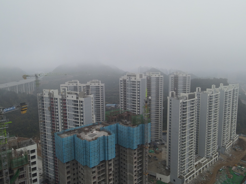 圖為貴陽觀山湖區(qū)朱昌片區(qū)棚戶區(qū)城中村改造安置房現(xiàn)場(chǎng)。
