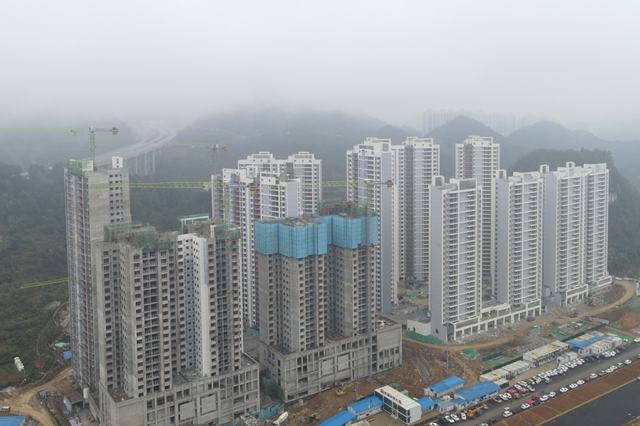 貴陽觀山湖區(qū)朱昌片區(qū)棚改項目實現(xiàn)全面封頂群眾“安居夢”再近一步。