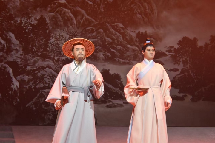 演出現(xiàn)場。
