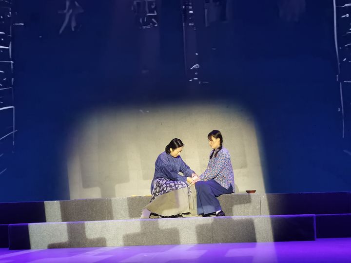演出現(xiàn)場。