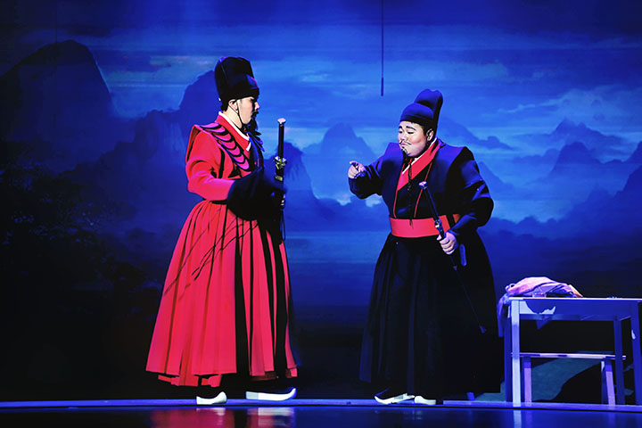 貴州原創(chuàng)歌劇《王陽明》貴州大學(xué)專場演出現(xiàn)場。蘭澤州攝