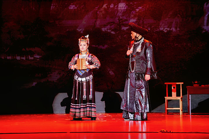 貴州原創(chuàng)歌劇《王陽明》貴州大學(xué)專場演出現(xiàn)場。蘭澤州攝