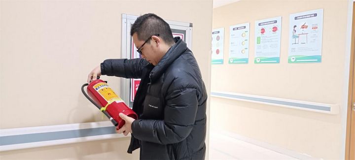 遵義愛爾眼科醫(yī)院現(xiàn)場圖片。