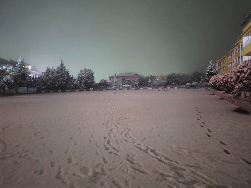 赫章縣古達鄉(xiāng)迎來2025年第一場雪。韓德江攝