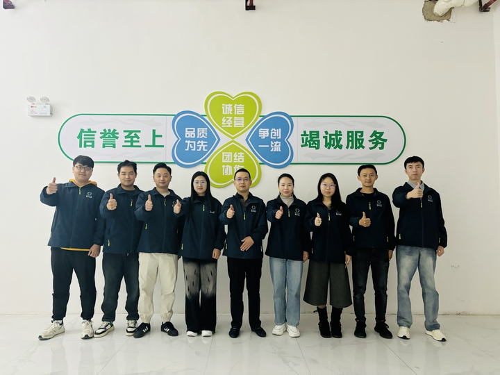 甕安醫(yī)療公司組建專業(yè)倉庫管理、醫(yī)療器材配送團隊。