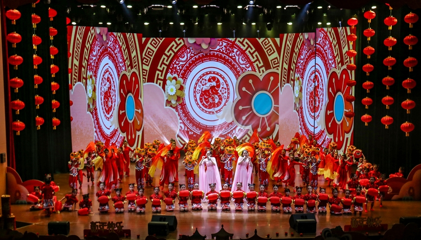 少兒春晚現(xiàn)場(chǎng)。