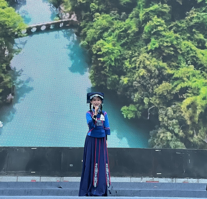 3、獨唱曲目《貴州放歌》（習(xí)水縣融媒體中心供圖）.jpg