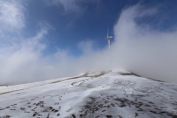 韭菜坪景區(qū)拍攝的雪景。