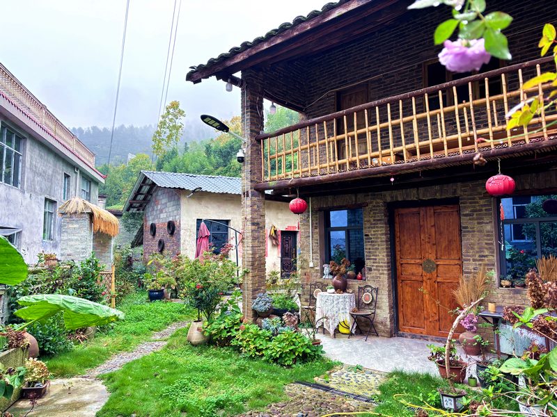 溫水鎮(zhèn)和美鄉(xiāng)村建設(shè)中打造的新式小院。
