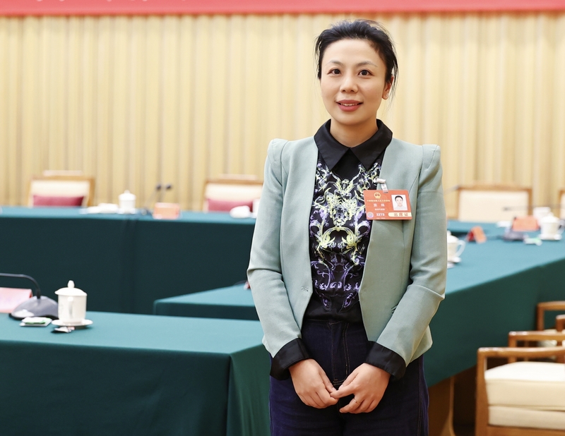 全國人大代表、貴陽市南明區(qū)中曹司街道黨工委書記袁姝。受訪者供圖