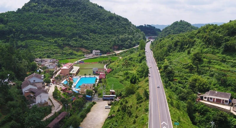 G212蘭龍線路容路貌。
