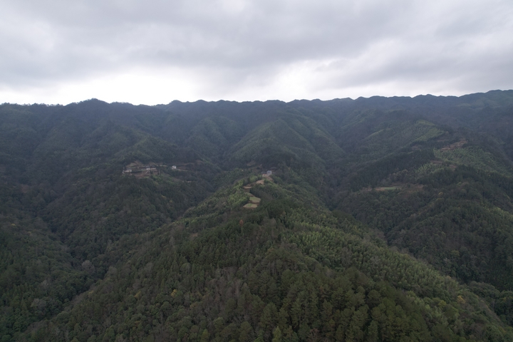 冬日黎平縣德順鄉(xiāng)太平山自然保護區(qū)俯覽圖.jpg