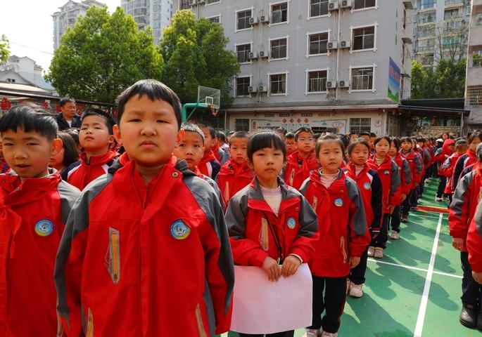 劍河縣城關(guān)第四小學(xué)以“安全伴我行·快樂(lè)成長(zhǎng)路”為主題，打造沉浸式、體驗(yàn)式安全教育場(chǎng)景……【詳細(xì)】