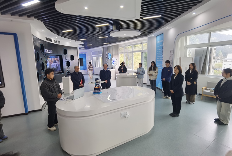 展示現(xiàn)場。
