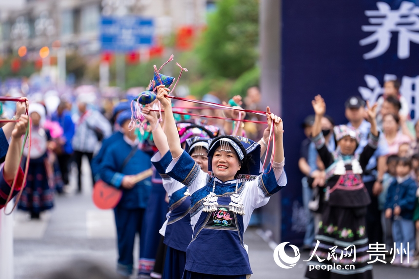  “三月十三”民俗文化節(jié)現(xiàn)場(chǎng)。人民網(wǎng)記者 涂敏攝