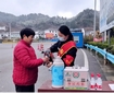 銅仁中心：服務司乘的真心 “知己”，懂路護路的匠心 “行家”歲月悠悠，時光如梭。貴州省公路開發(fā)集團銅仁中心全體員工齊心協(xié)力……