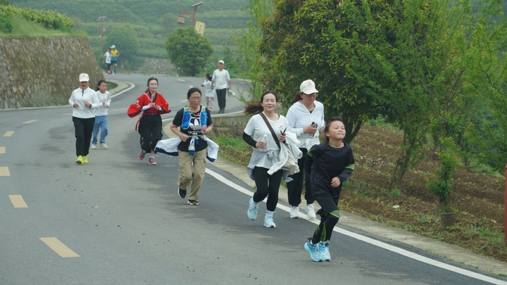 家庭親子跑。.jpg