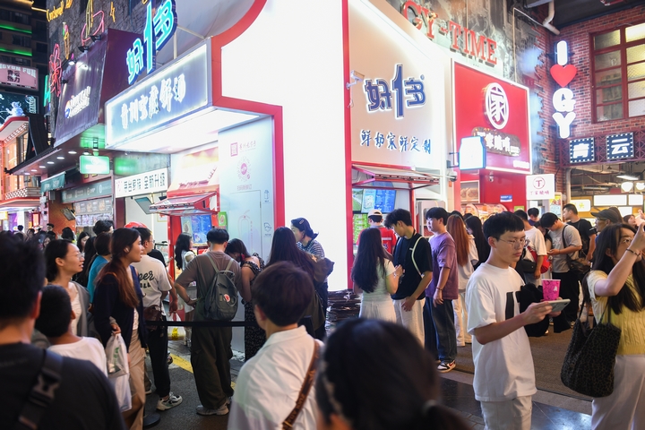 好一多直營(yíng)店銷售火爆。